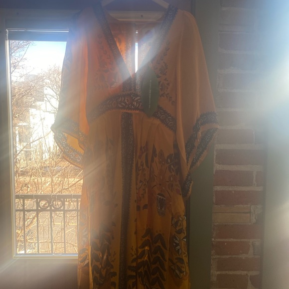 Farm Rio Yellow Tropical Tapestry Kaftan Dress - Picture 7 of 7